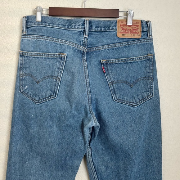 Levi’s 550 Relaxed Fit Jeans 33x34 Medium Wash Straight Leg Classic Denim - Picture 4 of 12